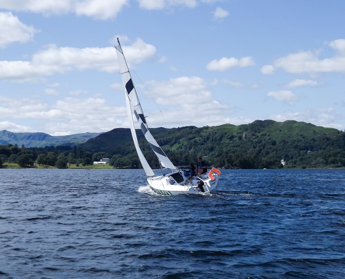 Sailing on a sunny day at Low Wood Watersports