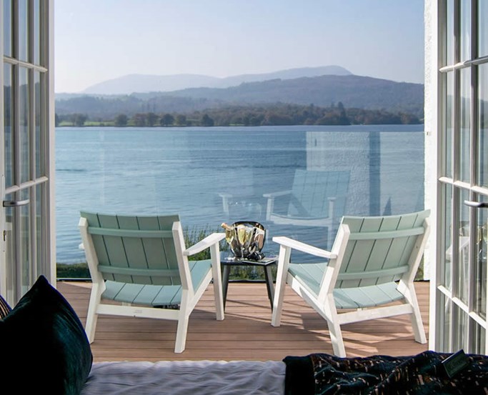 Resort Hazel Lake View Room with Balcony