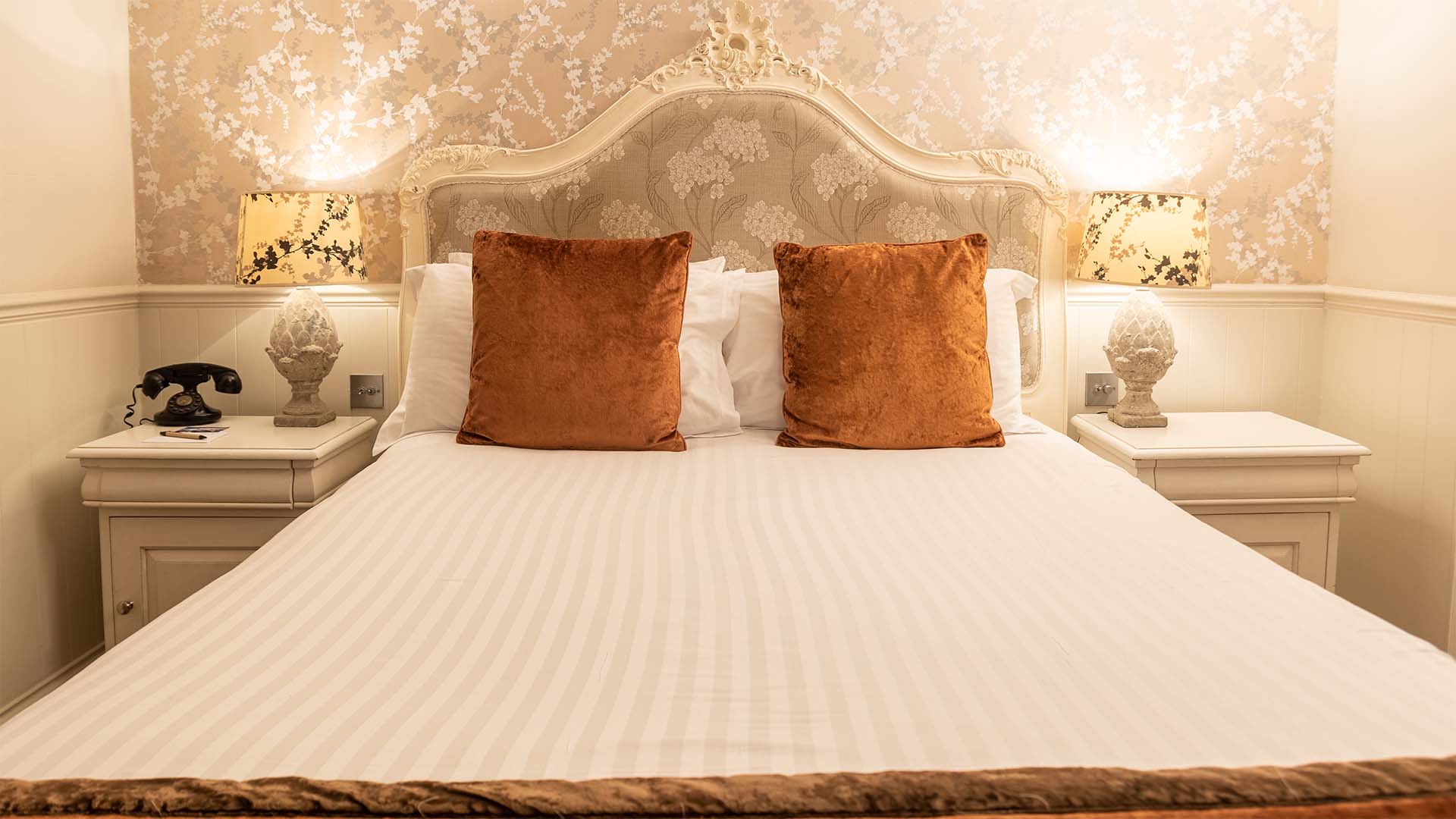 A Fox's Den style hotel room at the Wild Boar Estate Room 15