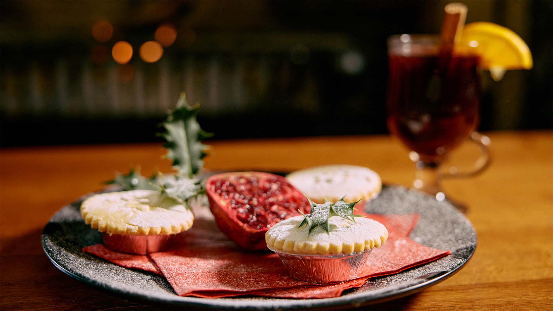 Mulled pies and mulled drink