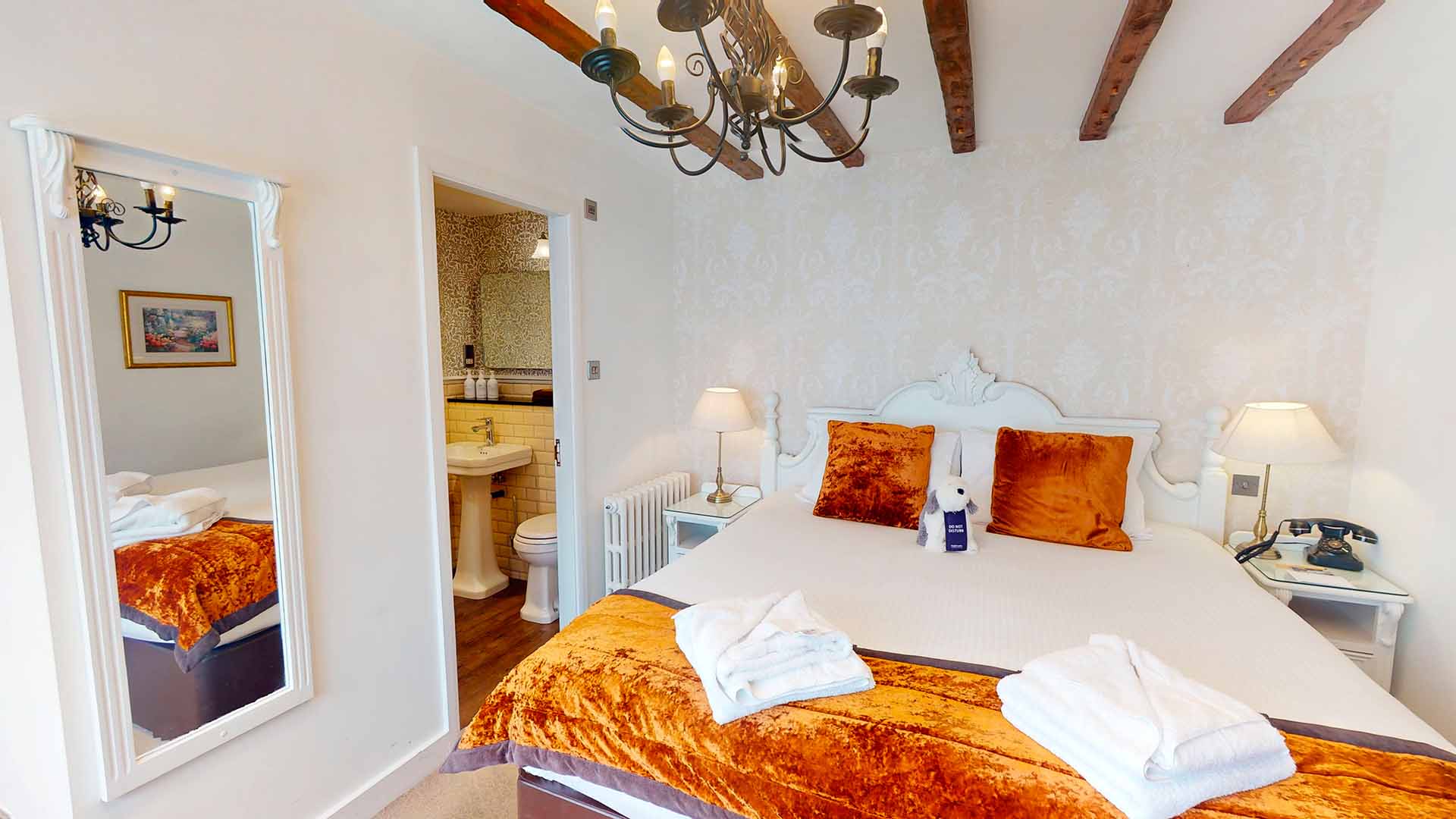A Squirrel's Drey style hotel room at the Wild Boar Estate - Room 25
