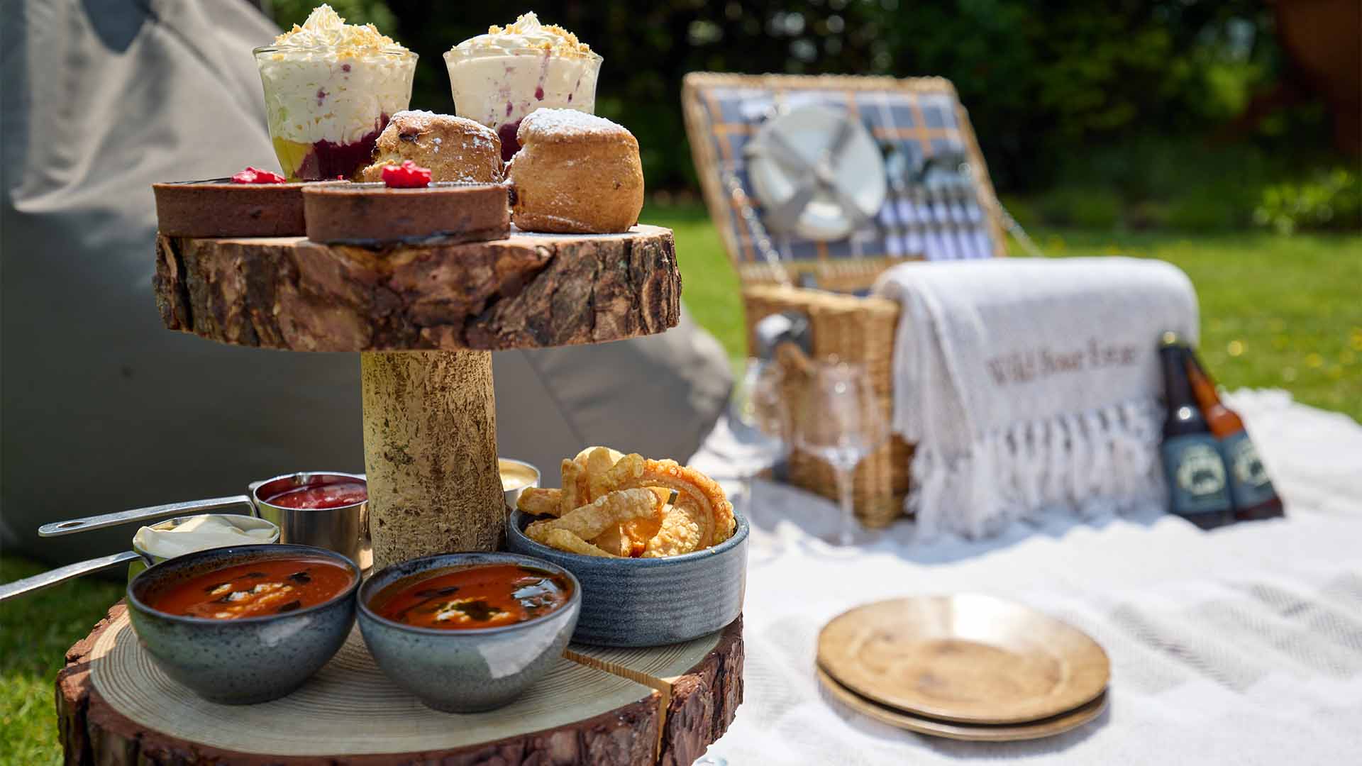 The Alternative Afternoon Picnic at The Wild Boar Estate