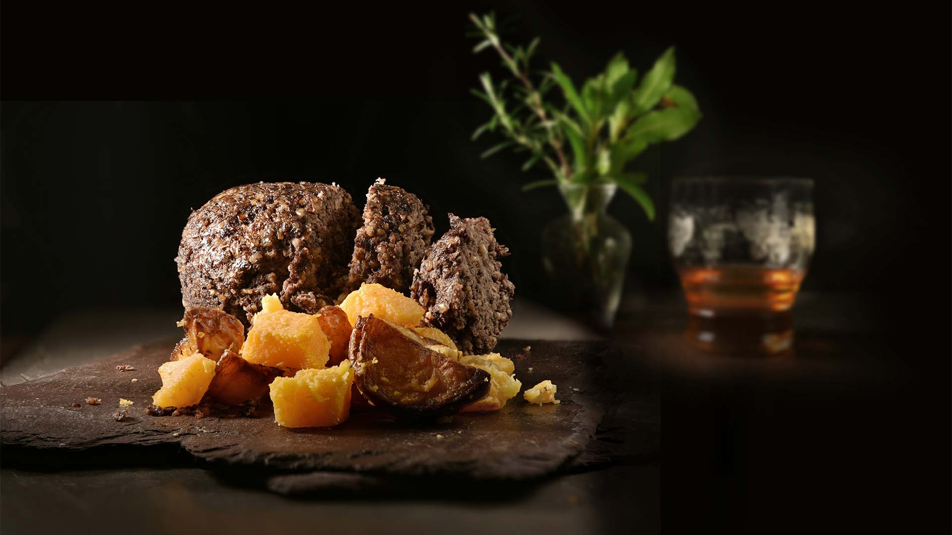Haggis and neeps on a plate