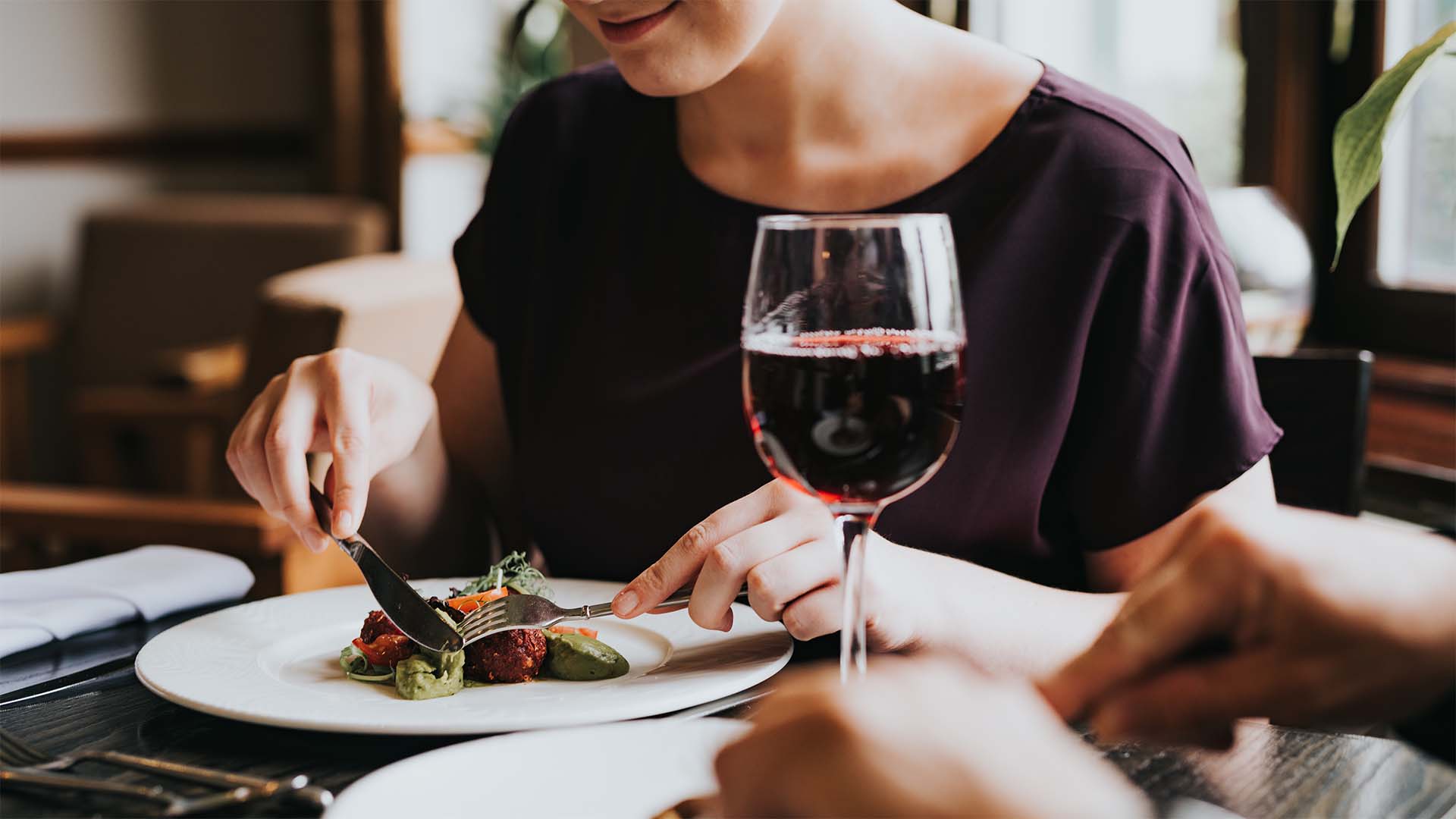 Couple dining in The Sandeman Bar