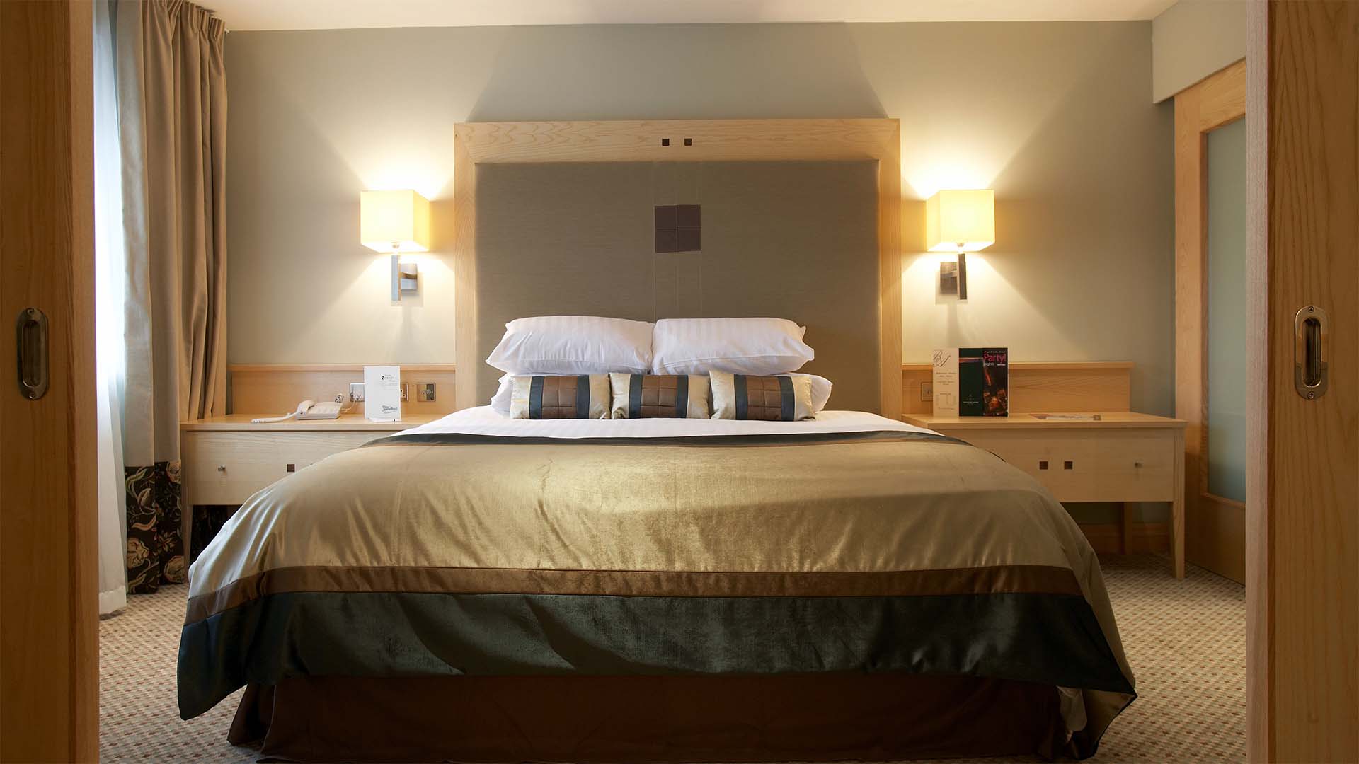 A luxury studio suite hotel room at Lancaster House Hotel