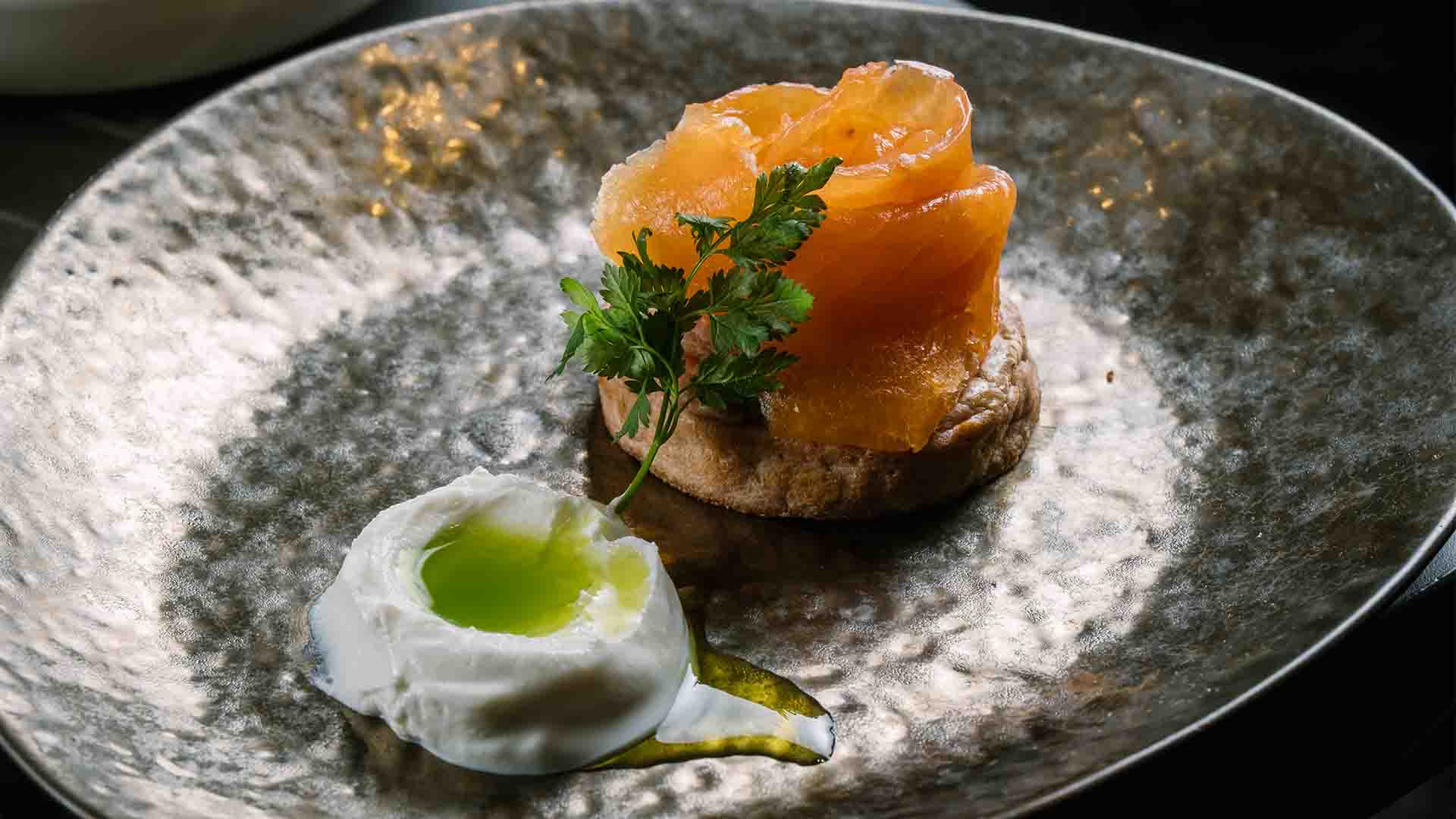 GIN AND JUNIPER CURED SALMON 