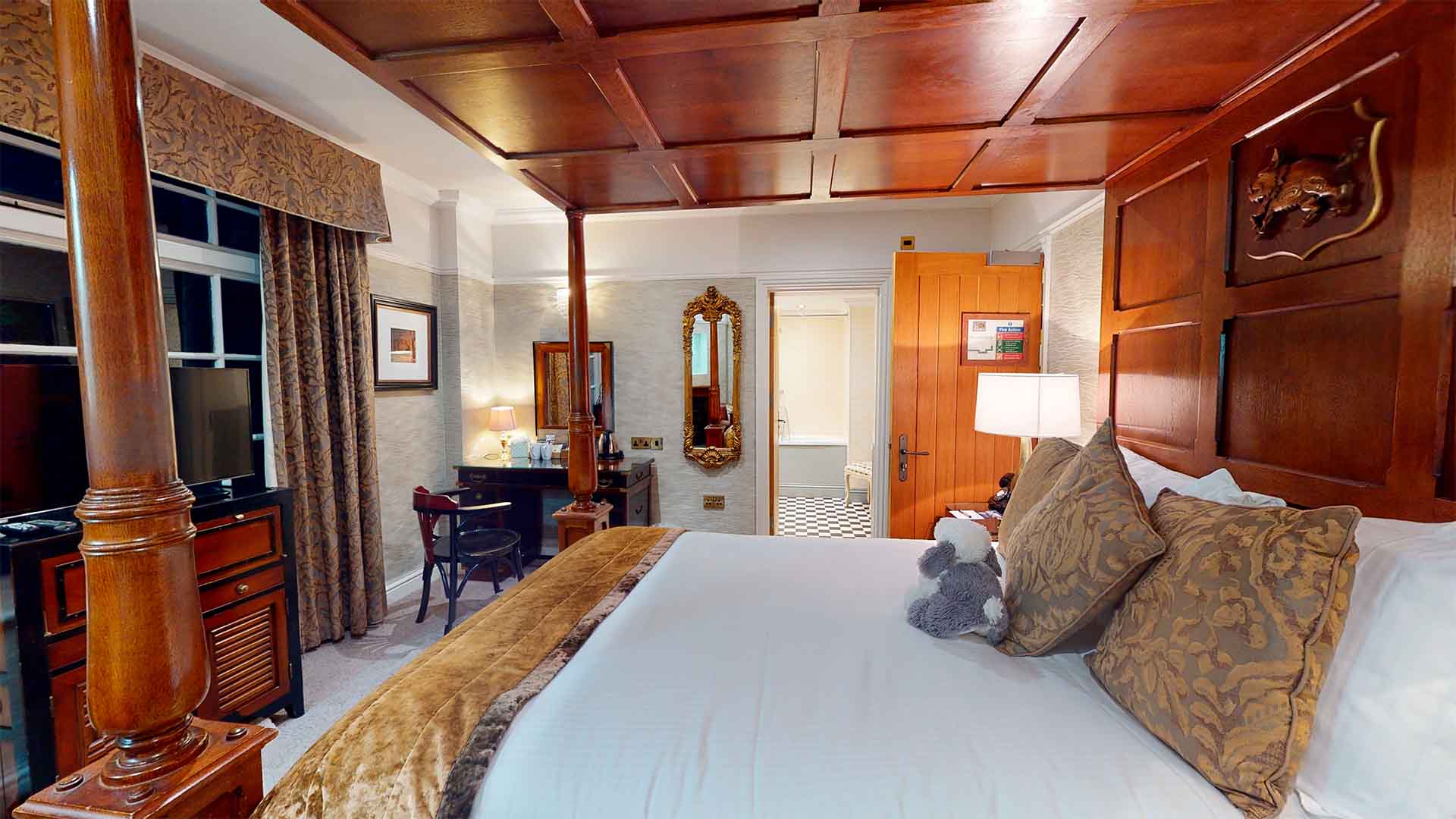 A Fox's Den style hotel room at the Wild Boar Estate Room 18