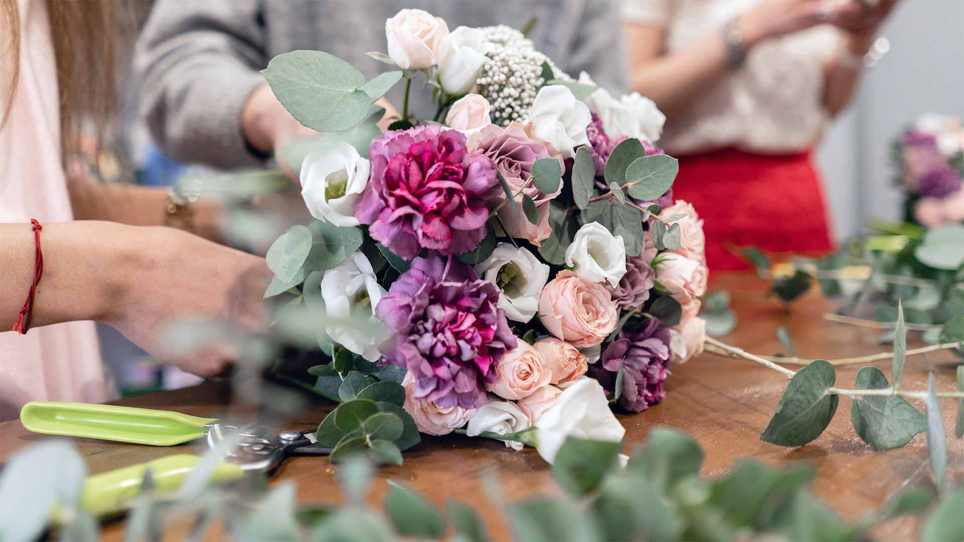 Preparing a bouquet of flowers