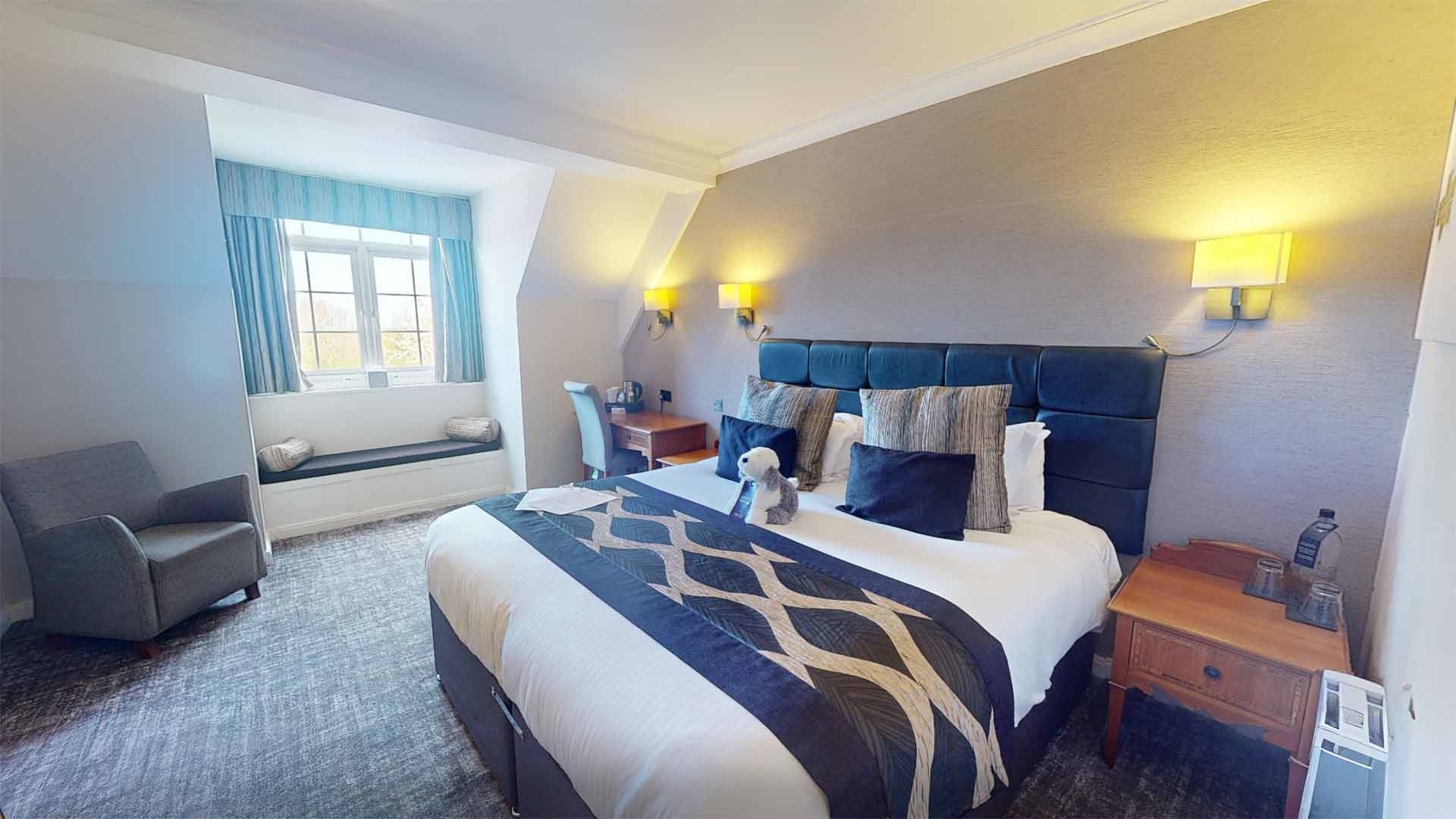 A superior type room at Lancaster House Hotel
